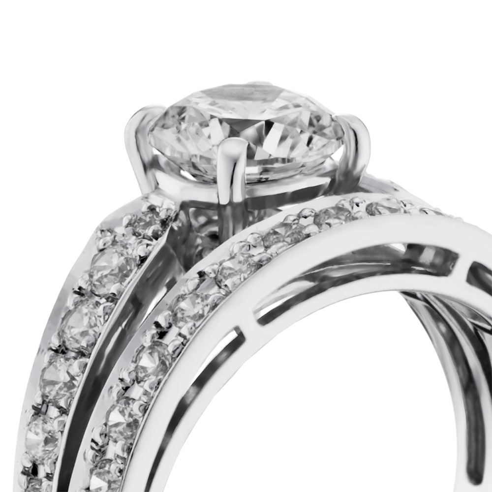 婚約指輪-エタニティの2本のリングを重ねづけしたようなフォルムが華やかなリング|福岡の婚約指輪・結婚指輪│宝石・時計いのうえ